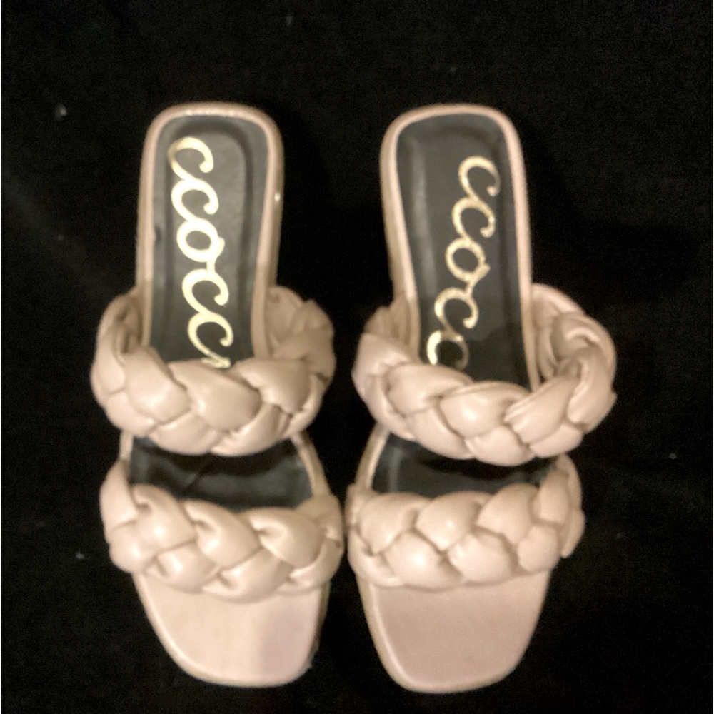 Taupe braided flat sandal by Ccocci in size 6.5